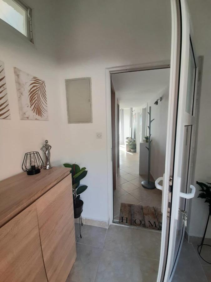 Kaštel Stari Apartment Natali מראה חיצוני תמונה