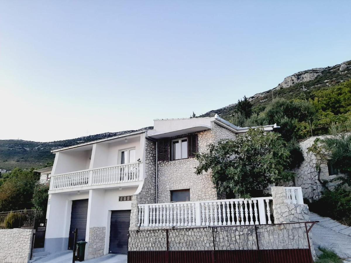 Kaštel Stari Apartment Natali מראה חיצוני תמונה